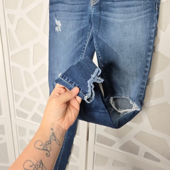 KanCan 8.5" Mid Rise Medium Wash Distressed Raw Hem Skinny Jeans Size 1 or 24 - Picture 3 of 5